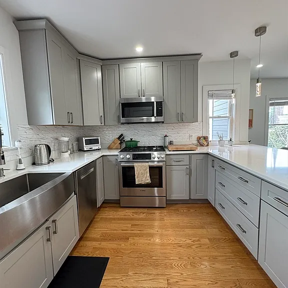 34 Park St #4 — Photo 8