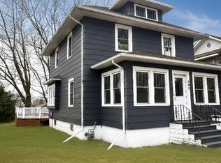 102 4th St N, Northwood, IA