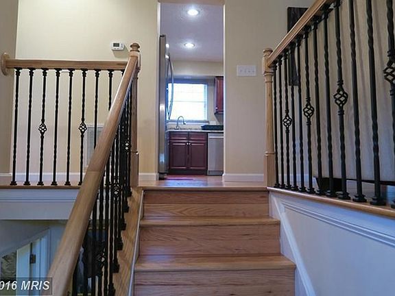 3rd image of 18065 Tompkins Ct