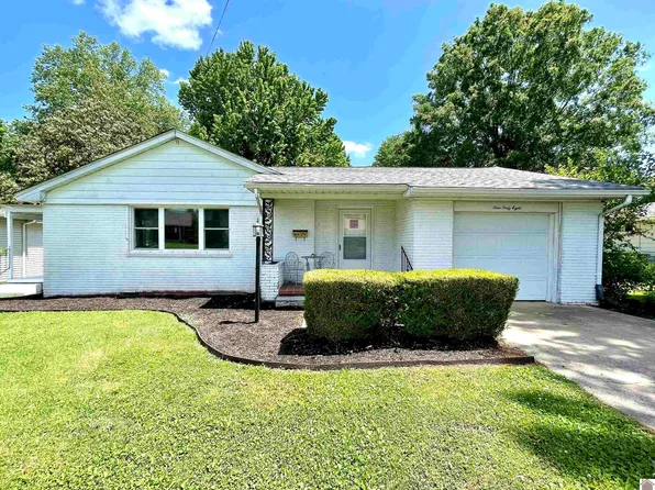 948 S 1st St, Mayfield, KY 42066