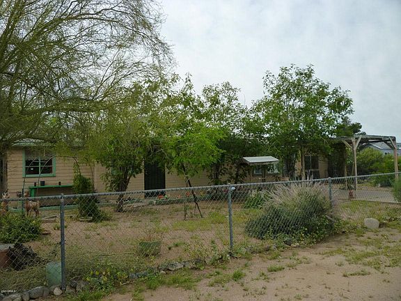 2nd image of 7915 E 3rd Ave