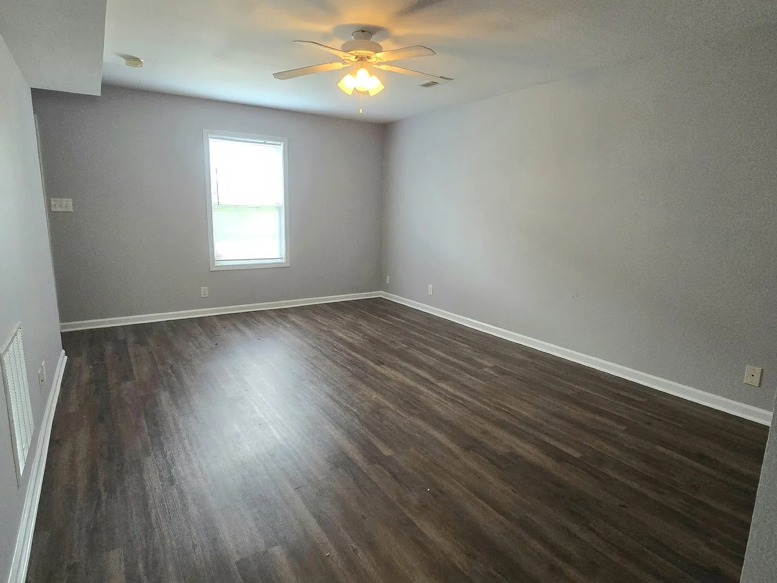 2 bed, 1.5 bath, 1020 sqft, $950 — Photo 4
