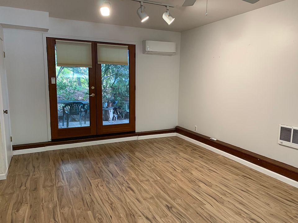 Entrance & Living Room