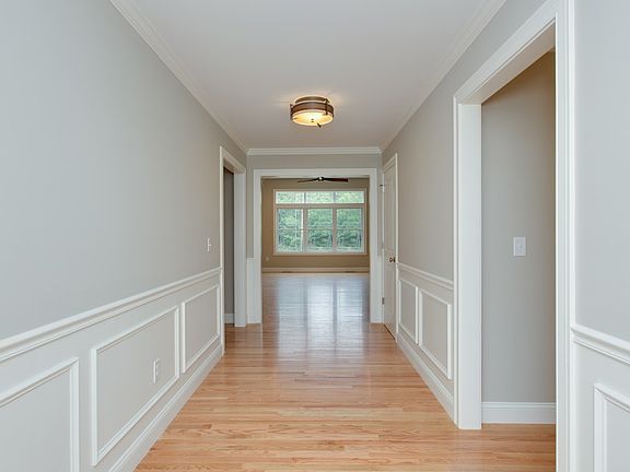 3rd image of 32 Majestic Ave #55