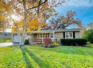 1715 Hazelwood Dr, Lindenhurst, IL