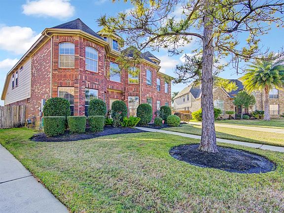 2nd image of 3401 Palm Bay Cir