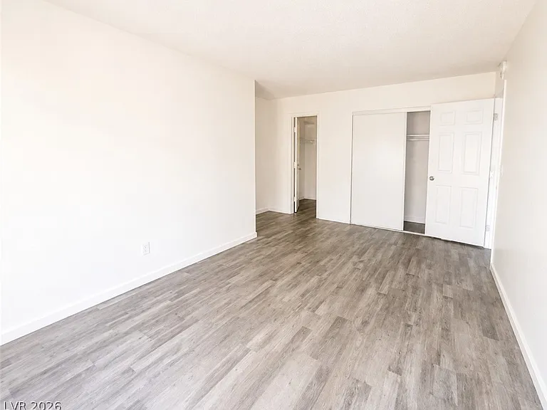 3489 Villa Knolls South Dr — Photo 7