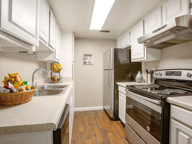 Zona Verde Apartments — Photo 18