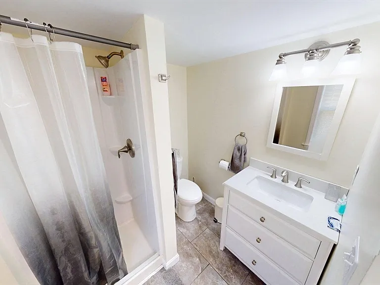 266 Webster St — Photo 24