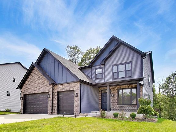 2nd image of 495 Timber Oak Ln