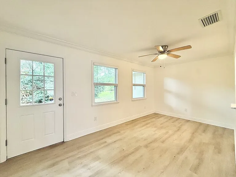 2869 Thistle Ct N — Photo 23