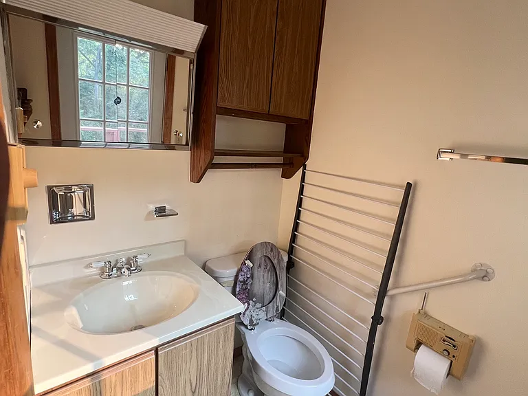 4 Kitty Ln — Photo 9