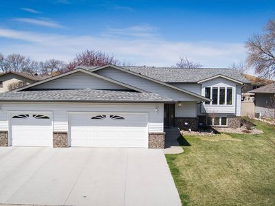 1501 4th Ave NE, Mandan, ND, 58554