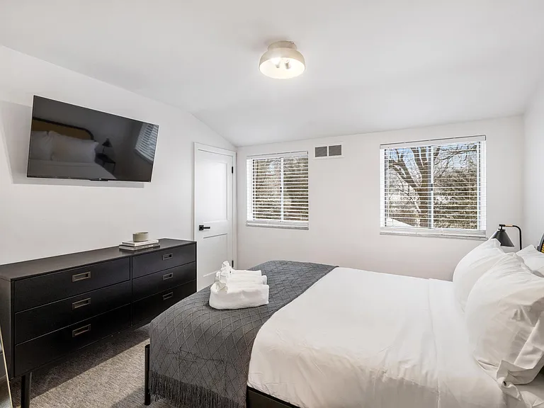 27470 Lathrup Blvd — Photo 23