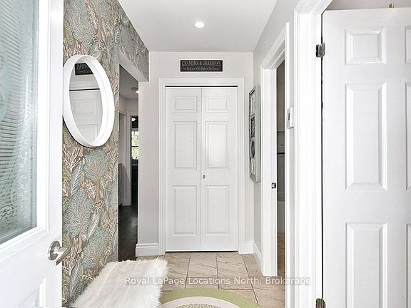 5th image of 127 Alfred St W #58