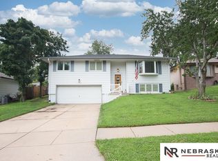 2216 Vale St, Lincoln, NE 68521
