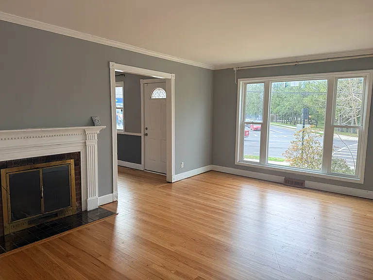 786 New Scotland Ave — Photo 4