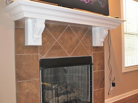 5th image of 1290 Eagles View Dr