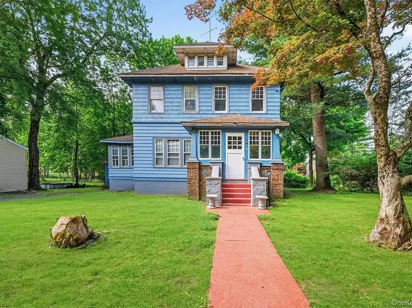 13 Cottage St, Monticello, NY 12701