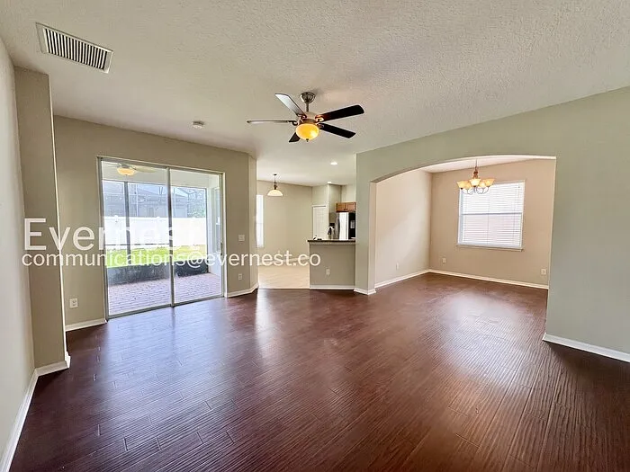1361 Periwinkle Blue Way — Photo 7