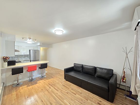 5th image of 8620 Bay 16 St #1
