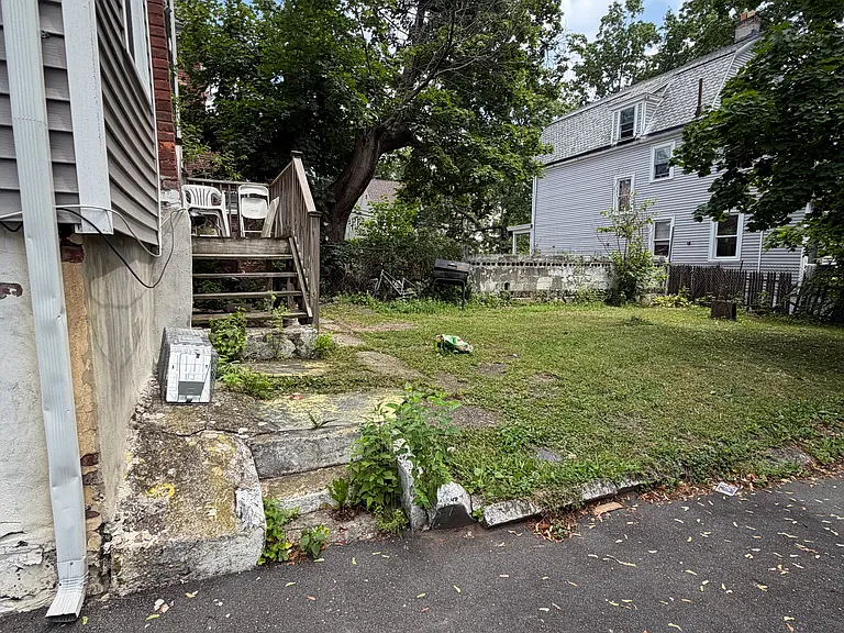 244 Smith St #1 — Photo 17