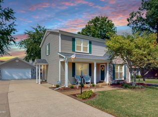 7804 Apple Valley Dr, Louisville, KY 40228