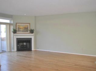 20455 Quiet Walk Ter, Ashburn, VA 20147