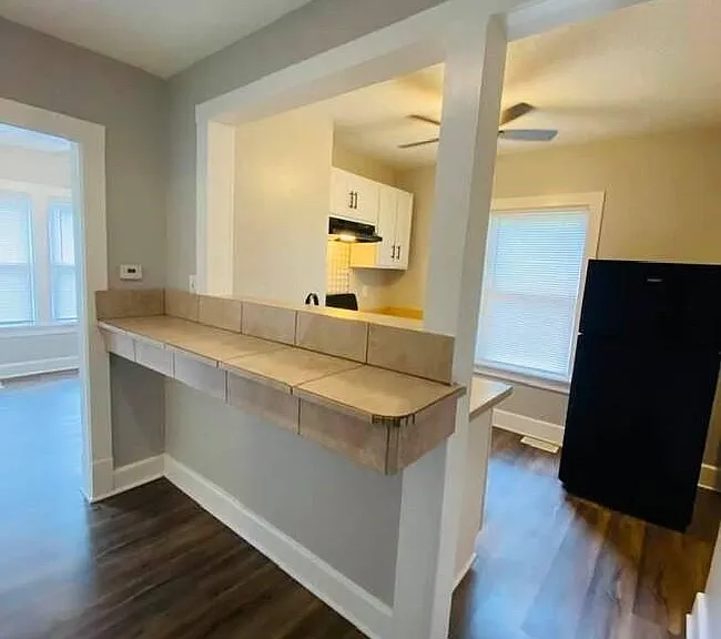 1427 W 54th St #3 — Photo 11