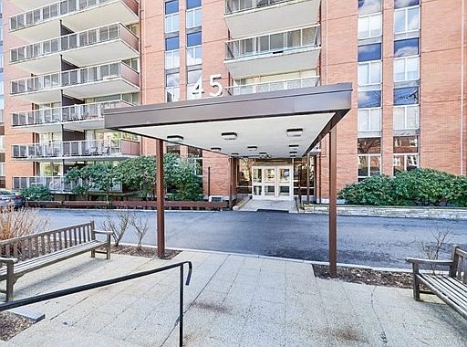 2nd image of 45 Longwood Ave APT 205