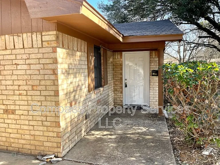3019B McFerrin Ave #3019B — Photo 2
