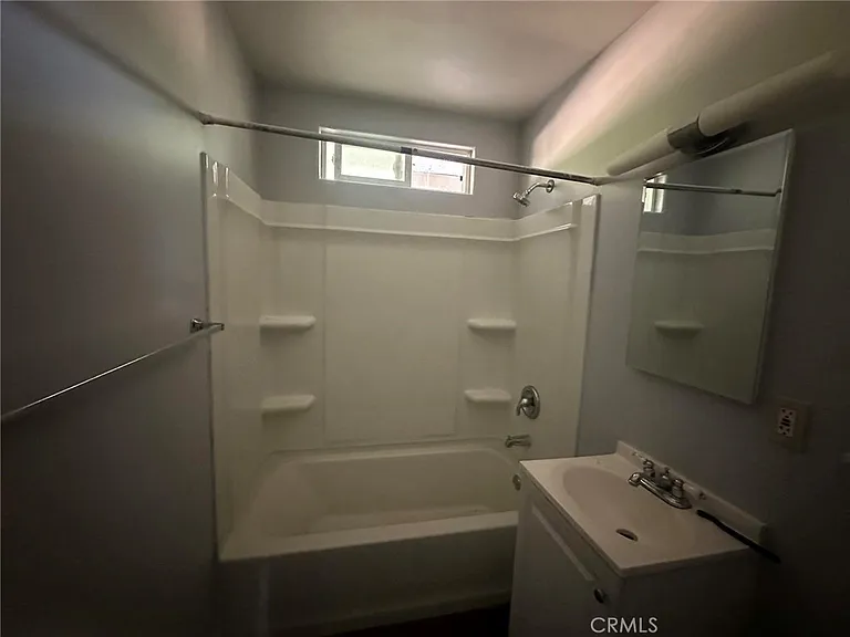 501 University Ave #3 — Photo 11