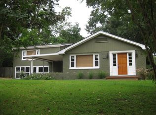 1717 Robinson St, Natchez, MS 39120