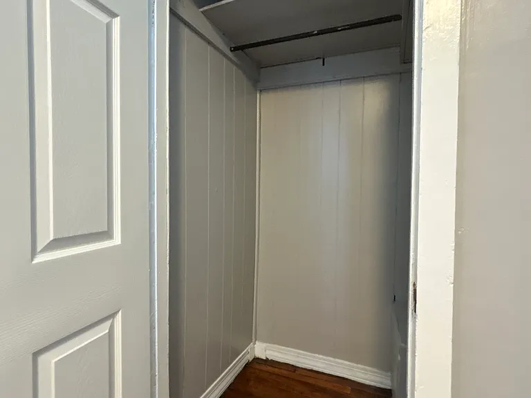 38 Prince Ave #E — Photo 21
