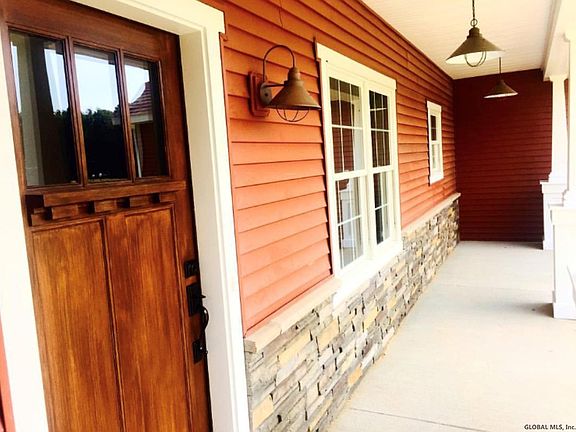 3rd image of 7 Placid Pines Ct