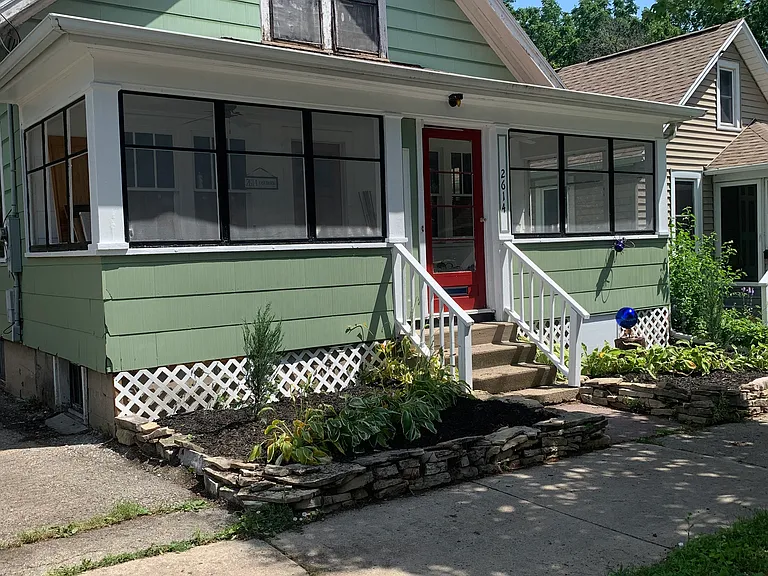 2614 E Dayton St — Photo 1