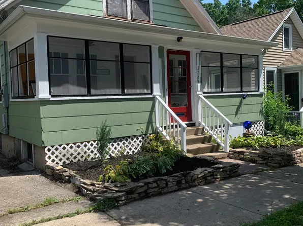 2614 E Dayton St, Madison, WI 53704