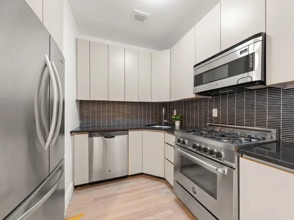 264 Water Street image 3 of 12