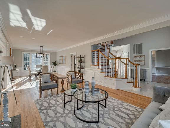 5th image of 12211 Seven Hills Ln