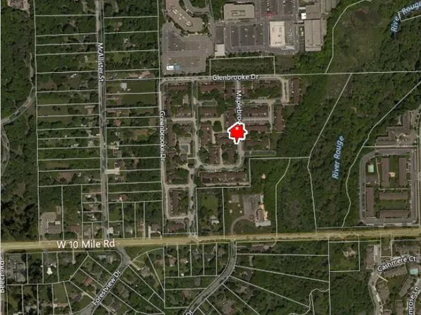 25395 Greenbrooke Dr #1, Southfield, MI 48033