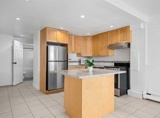 2111 E 14th St SW #104, Calgary, AB T2T3T2