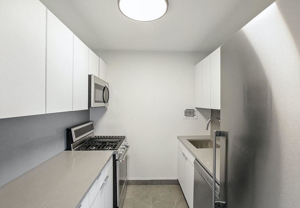 1st image of 1295 5th Ave APT 18C