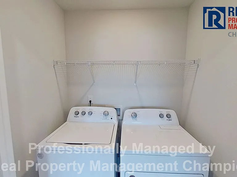 3110 Lobelia Ln — Photo 19
