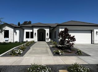 4446 W Delaware Ave, Visalia, CA 93291