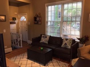 1337 W Barry Ave APT 1R, Chicago, IL 60657