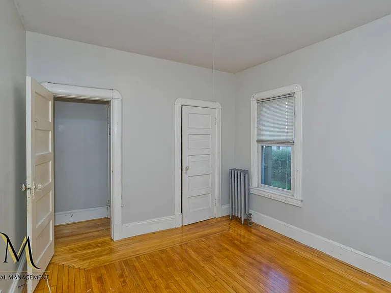 286 Sumner Ave — Photo 15