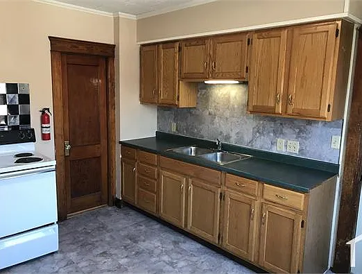 2 bed, $1,892 — Photo 2