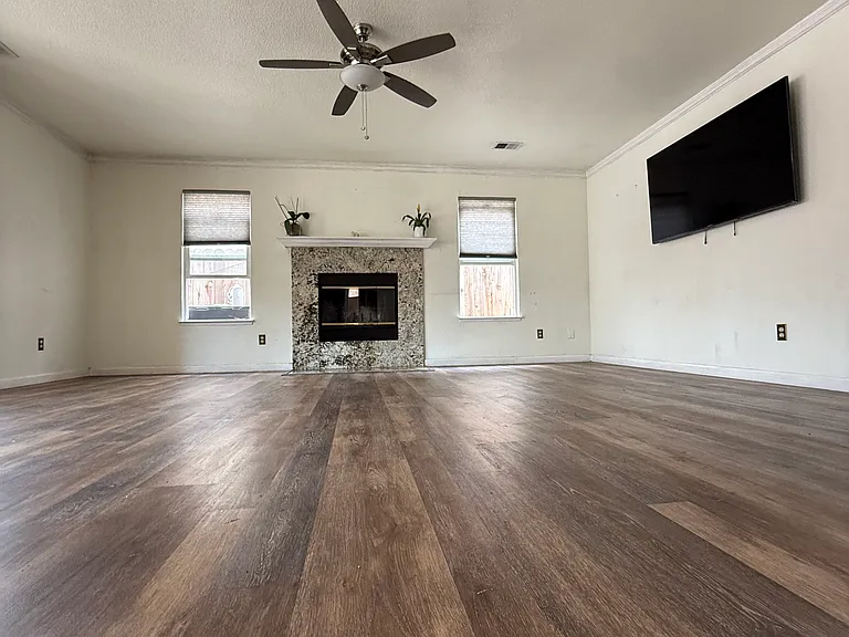 2625 Fiedler Way — Photo 18