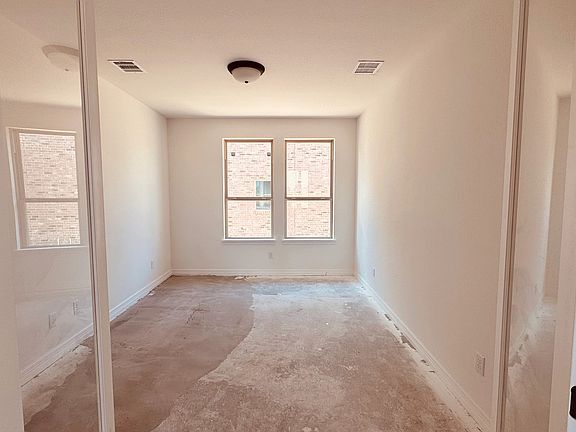 Construction progress - Study