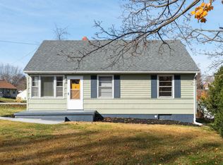 302 Devon Rd, Staunton, VA 24401